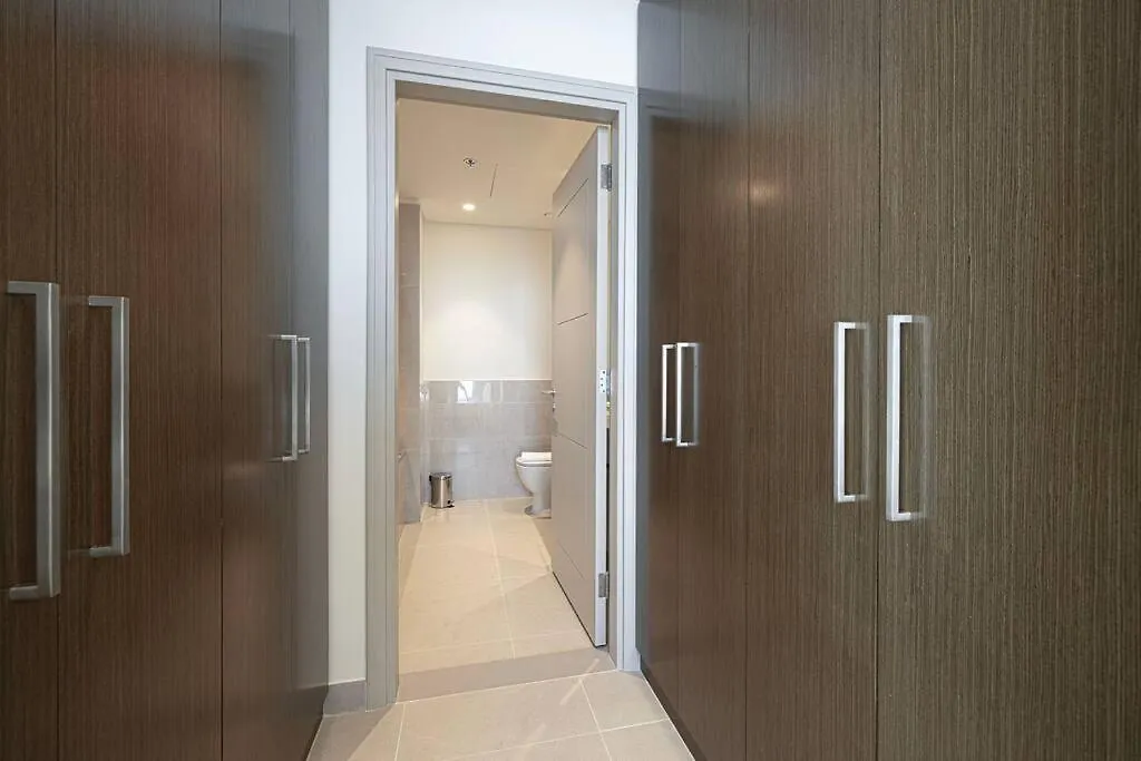 2Bed-400M From Burj Khalifa- Heart Of Dubai Apartment